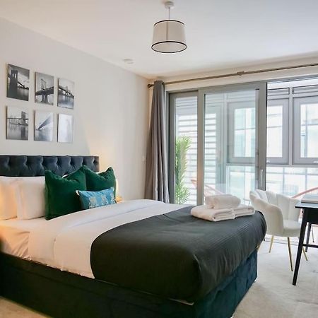 Апартаменти Stylish Urban Sanctuary With Parking Лондон Екстер'єр фото